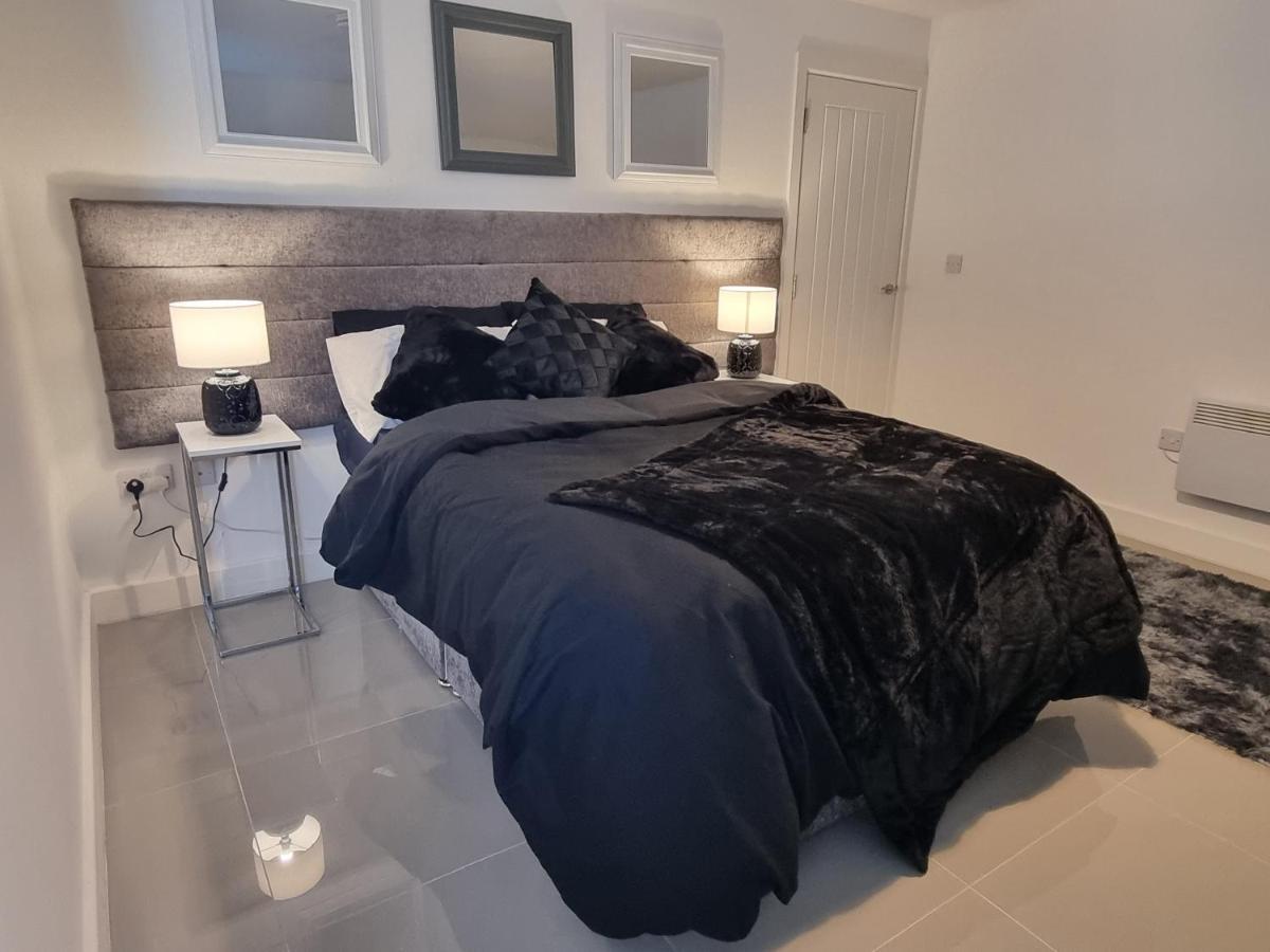 Mna Superior Apartments Бредфорд Екстер'єр фото
